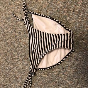 Closet Clean Out! Bundle and save!